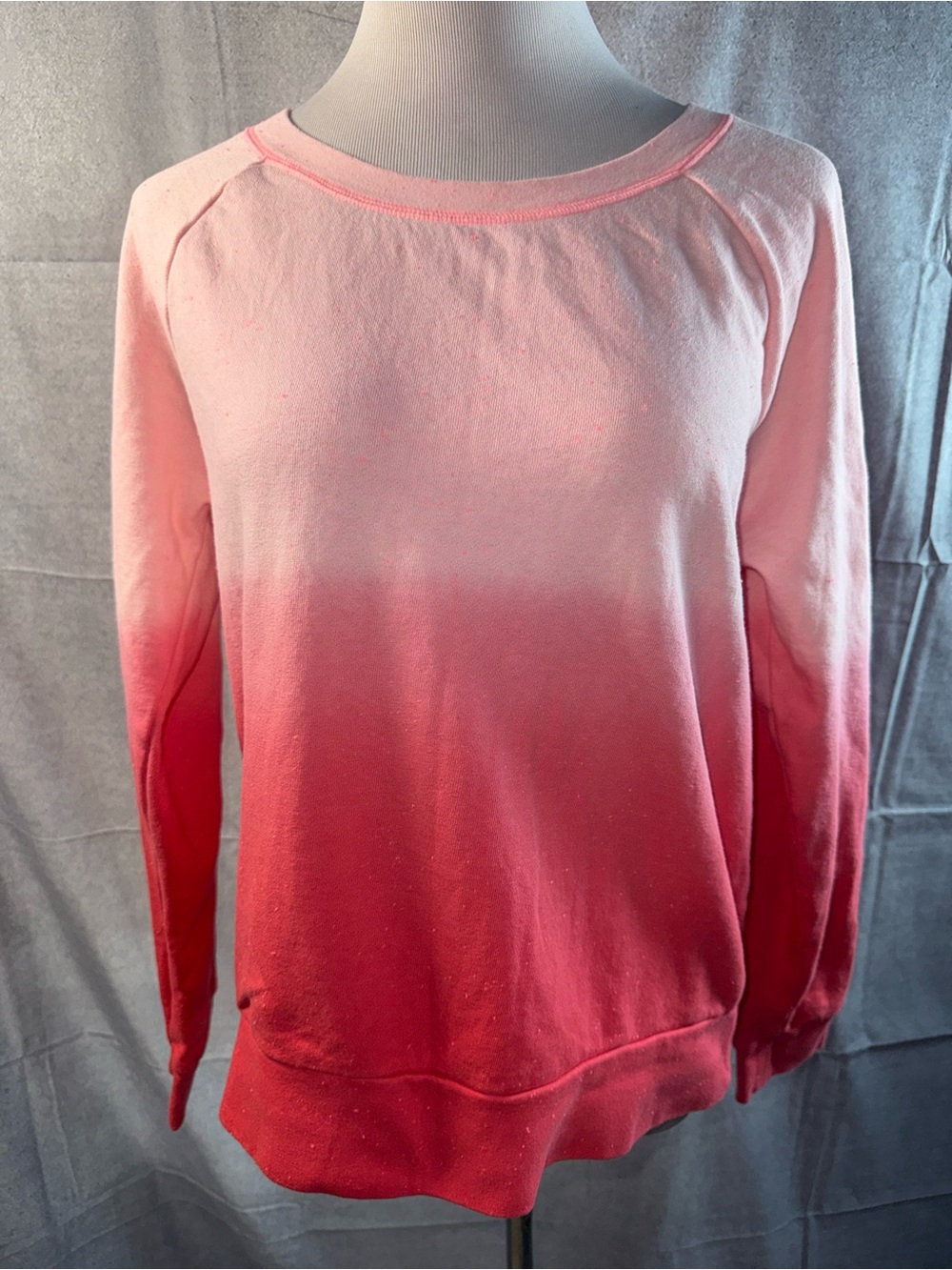 1904-Mossimo Supply Co. Pink to Red Ombre Crewneck Sweatshirt